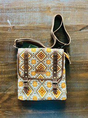 Myra Bag Canyon Star Geometric Conceal & Carry Crossbody Bag